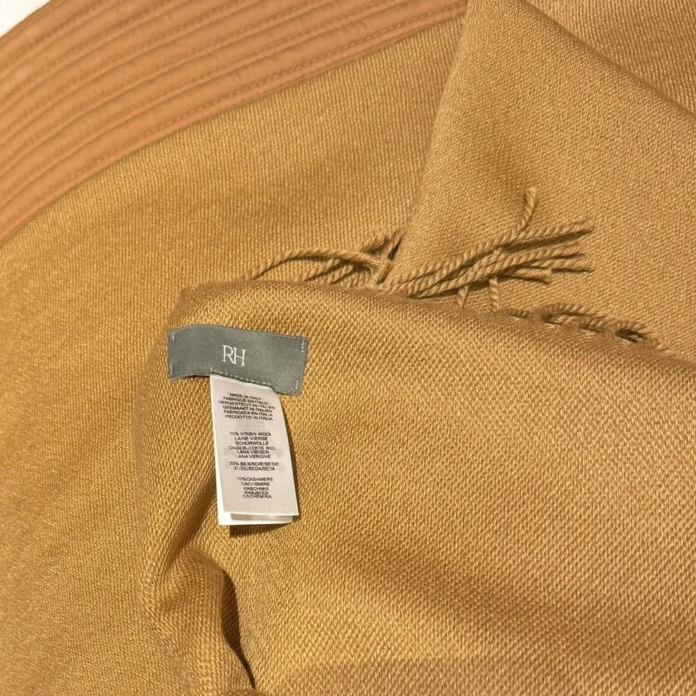 RH SIENA Luxurious 70%Lambswool & 20%Cashmere Throw-in CAMEL,96“x 71“,Italy. NEW
